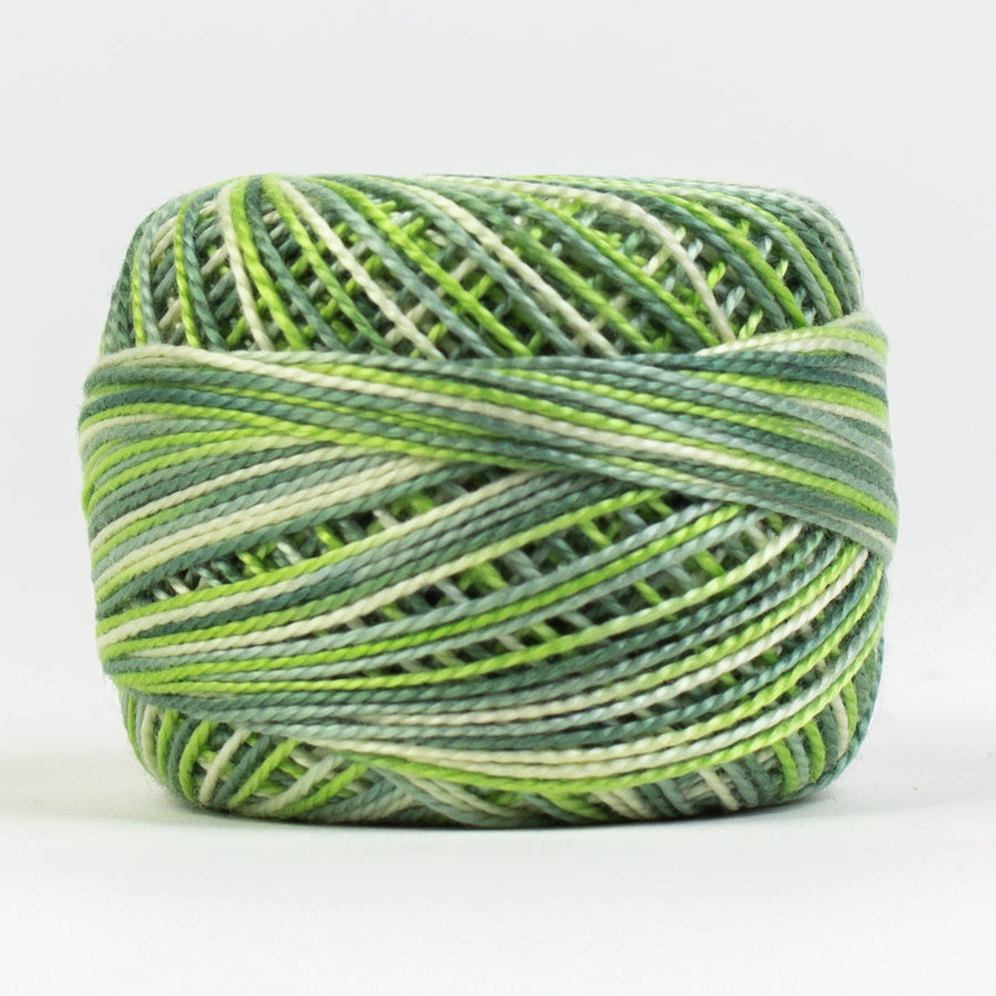 EL5GM-1062 - Eleganza™ Egyptian cotton thread Parsley WonderFil