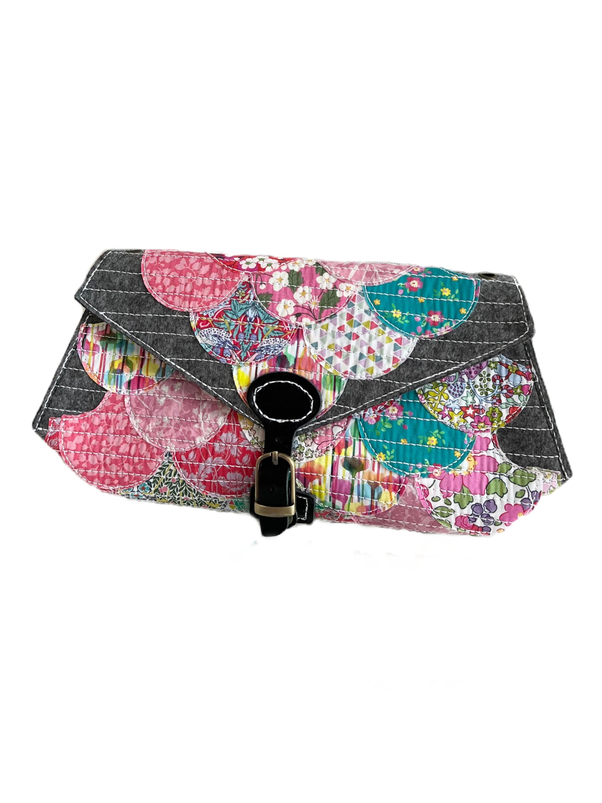 Luella Clutch Purse Kit - Large WonderFil Europe