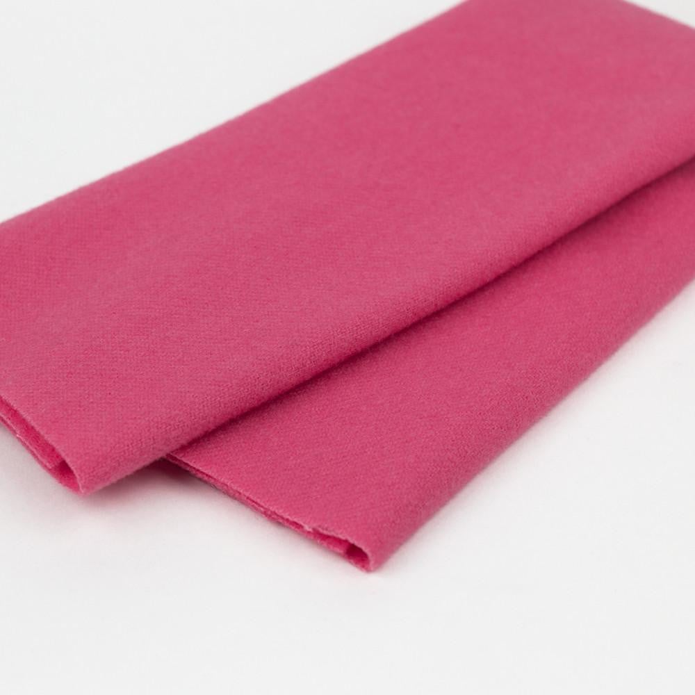 LN23 -Flamingo Merino Wool Fabric WonderFil